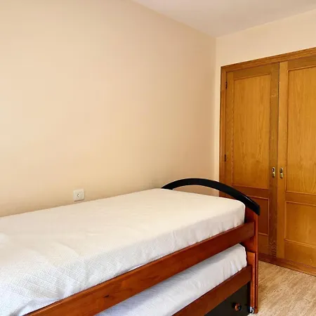 Apartamento En La Playa De Samil